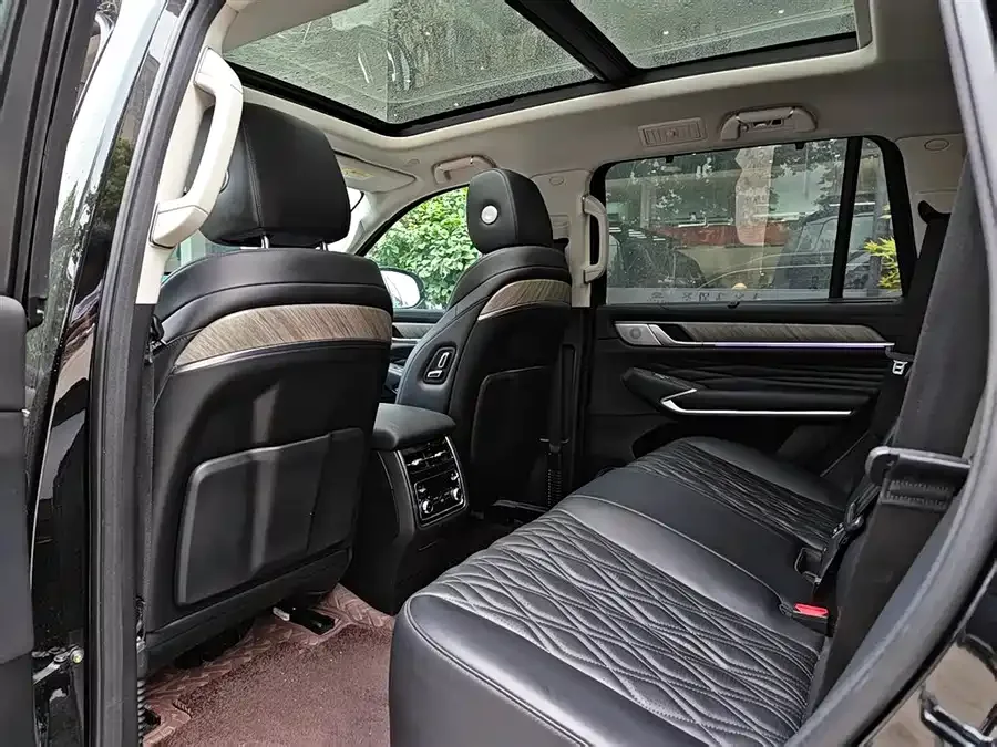 Tank 500 Tank 500 2022 3.0T Sports Edition 5-seater 2023 — миниатюра 4