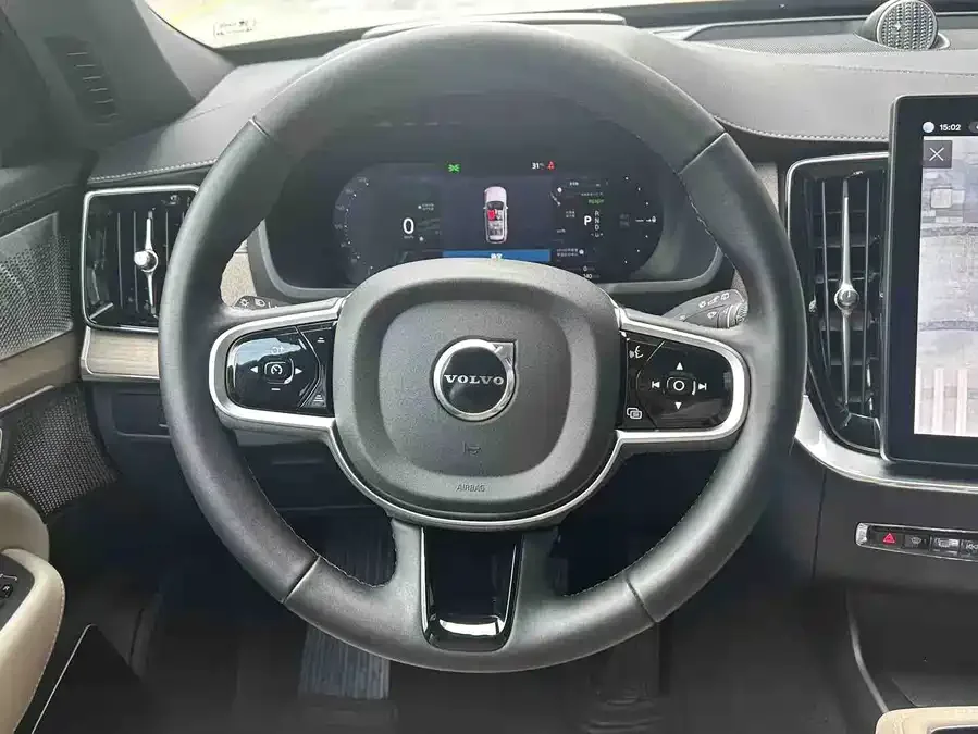 Volvo XC90 Plug-in Hybrid 2026 T8 Inscription Luxury 7-seater 2025 — миниатюра 4