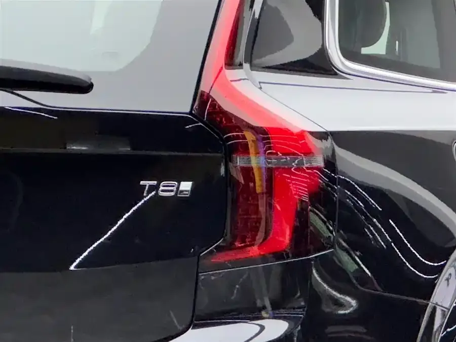 Volvo XC90 Plug-in Hybrid 2025 T8 Zhizun Luxury Edition 7 Seaters 2025 — миниатюра 5