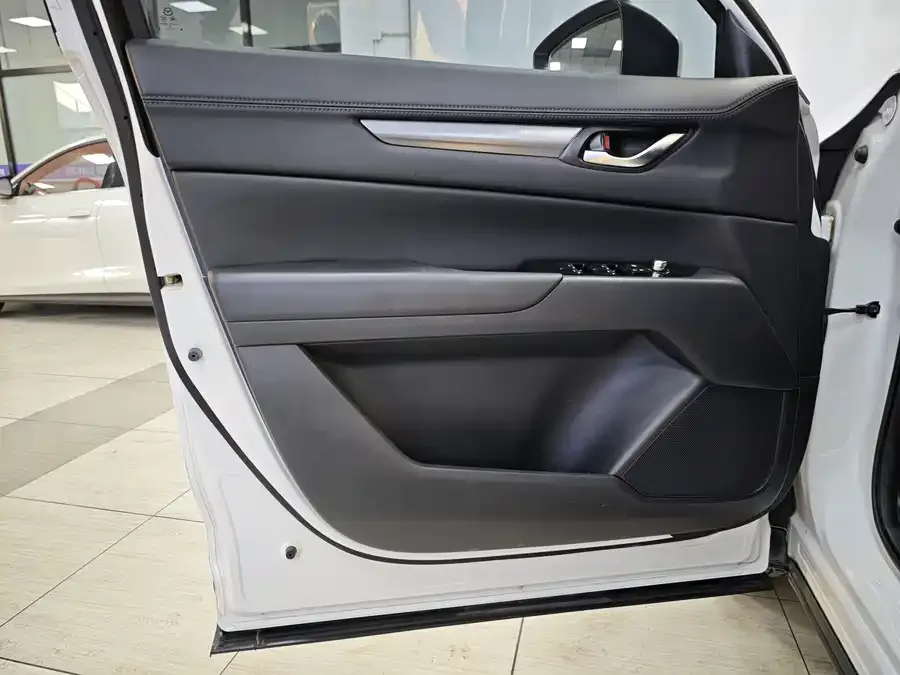 Mazda CX-5 2022 2.0L Automatic 2WD Smart Edition 2022 — миниатюра 5