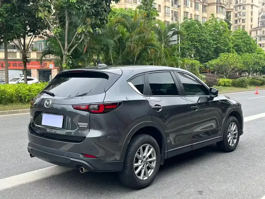 Mazda CX-5 2024 2.0L automatic two-wheel drive comfort model 2024 — миниатюра 4