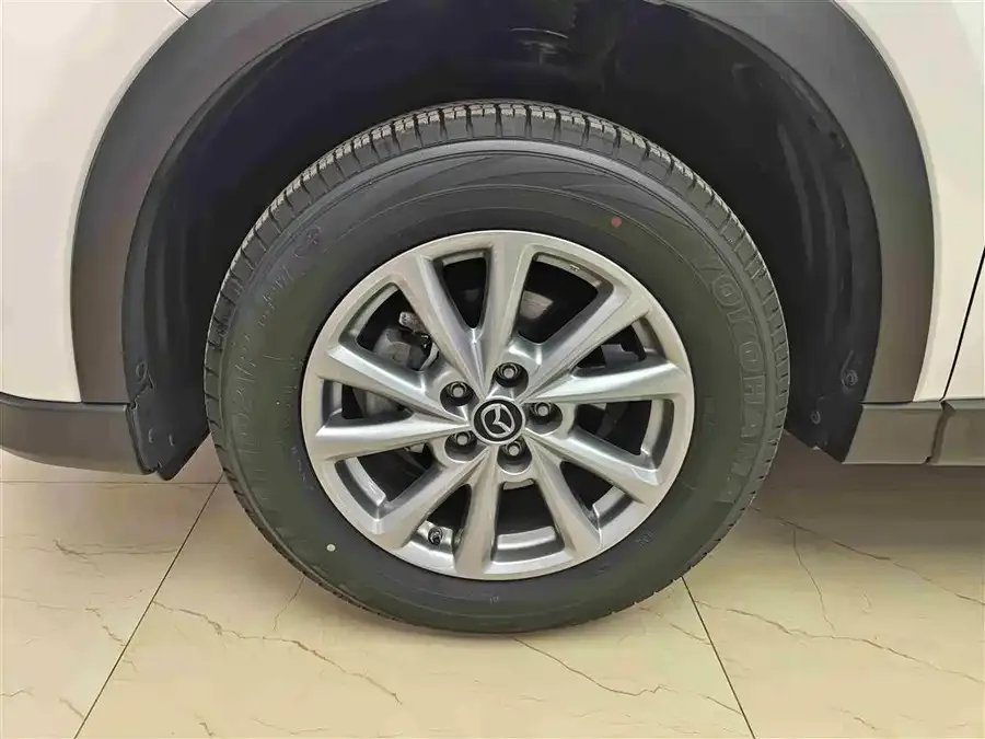 Mazda CX-5 2024 2.0L automatic two-wheel drive comfort model 2024 — миниатюра 3