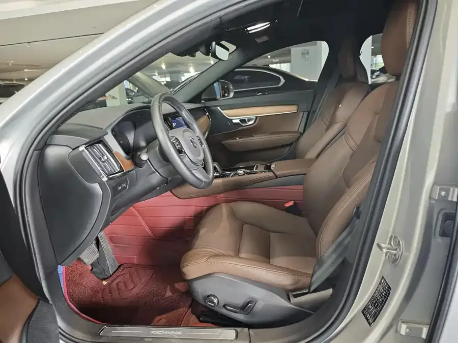 Volvo S90 plug-in hybrid 2023 T8 plug-in hybrid four-wheel drive long-range Zhiyi luxury version 2023 — миниатюра 4