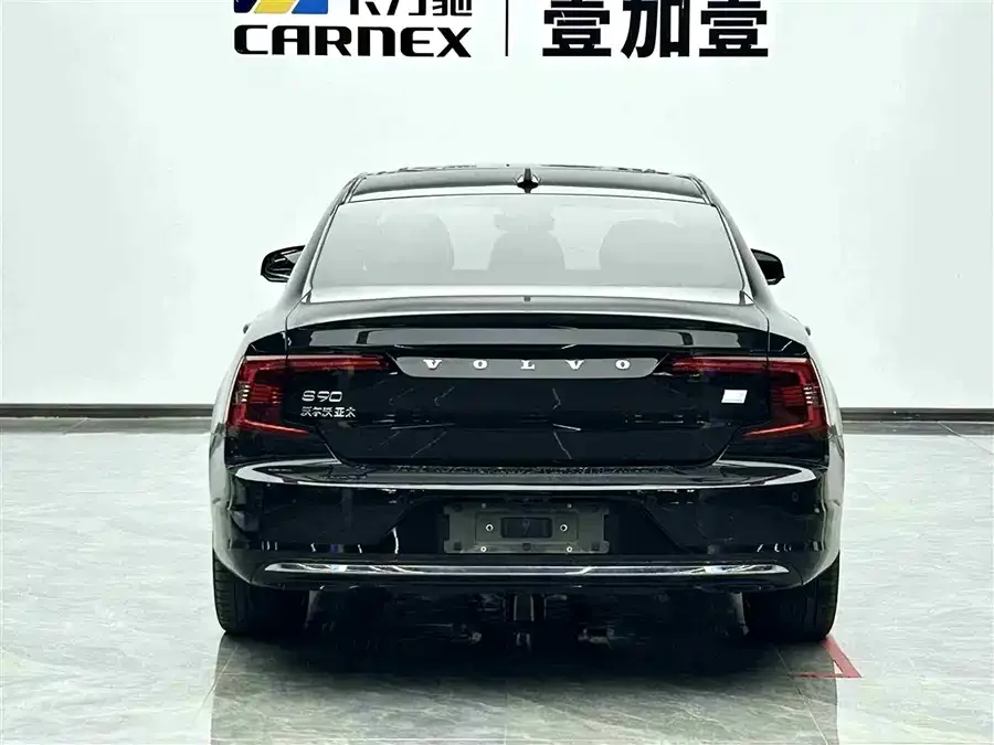 Volvo S90 plug-in hybrid Volvo S90 Plug-in Hybrid 2024 Plug-in Hybrid Four-wheel Drive Long-range Zhiya Luxury Edition 2024 — миниатюра 5
