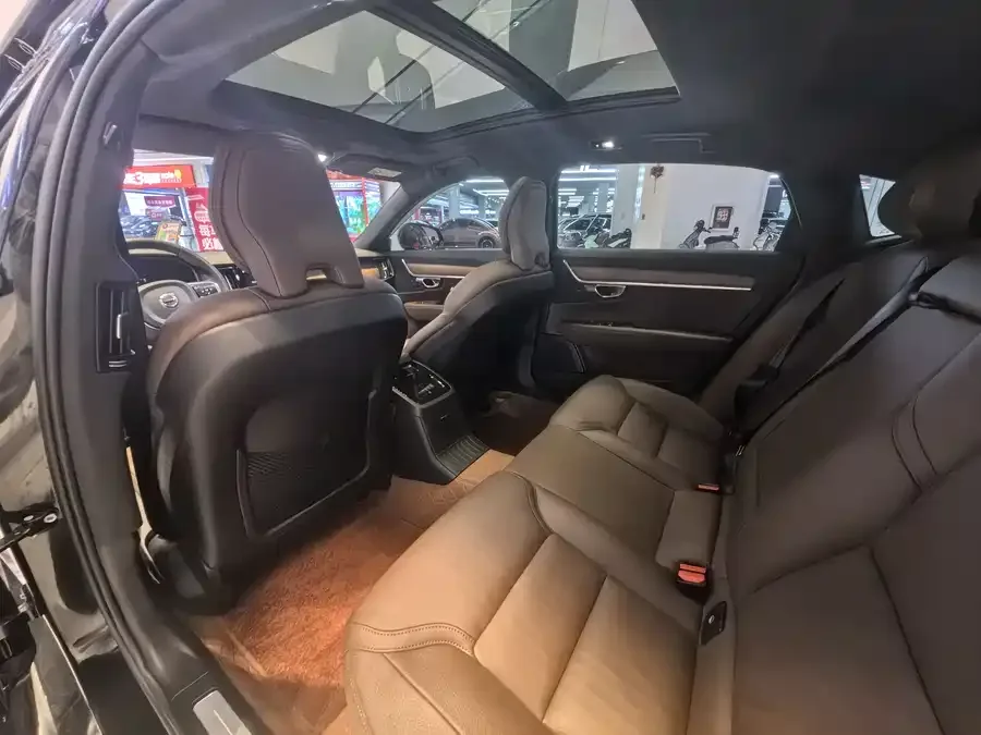 Volvo S90 plug-in hybrid 2023 T8 plug-in hybrid four-wheel drive long-range Zhiyi luxury version 2023 — миниатюра 5