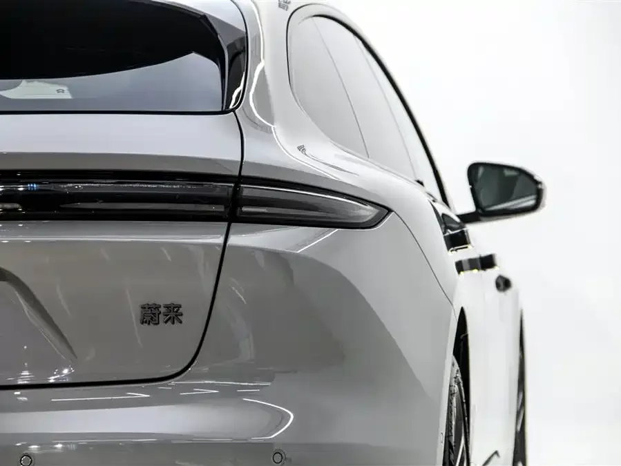 NIO ET5T NIO ET5T 2025 Champion Edition 100kWh Touring 2026 — миниатюра 3