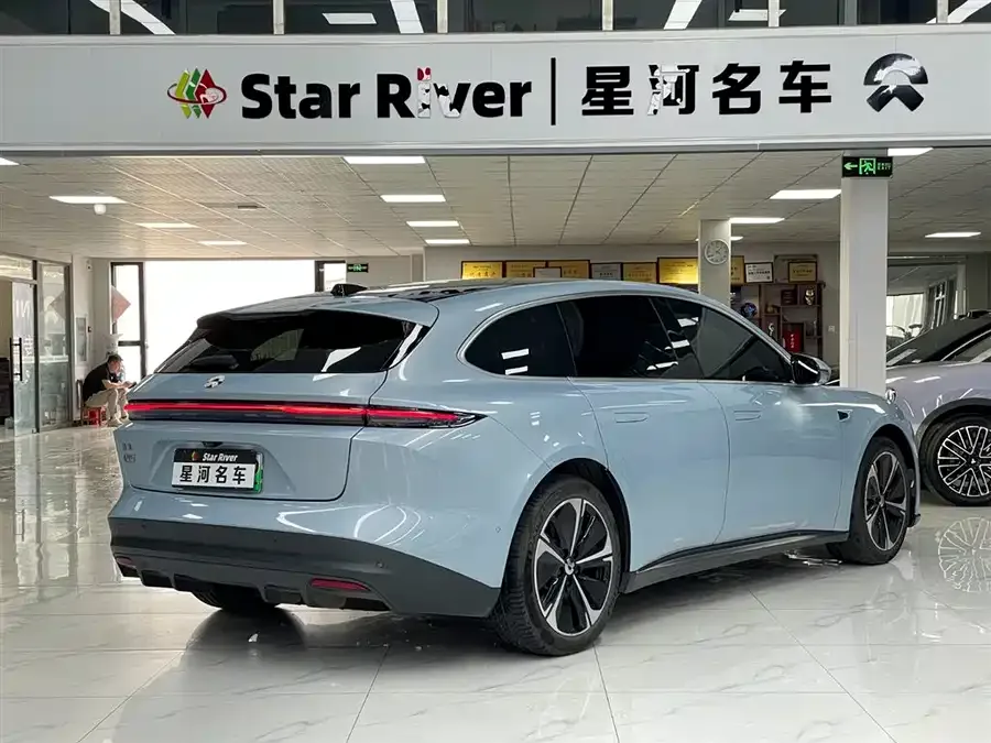 NIO ET5T NIO ET5T 2023 75kWh Touring 2023 — миниатюра 2
