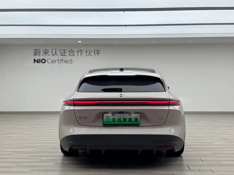 NIO ET5T NIO ET5T 2024 100kWh Touring 2024 — миниатюра 2