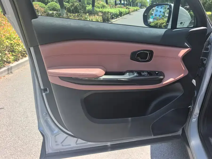NIO EC6 NIO EC6 2022 100kWh Sports Edition 2022 — миниатюра 2