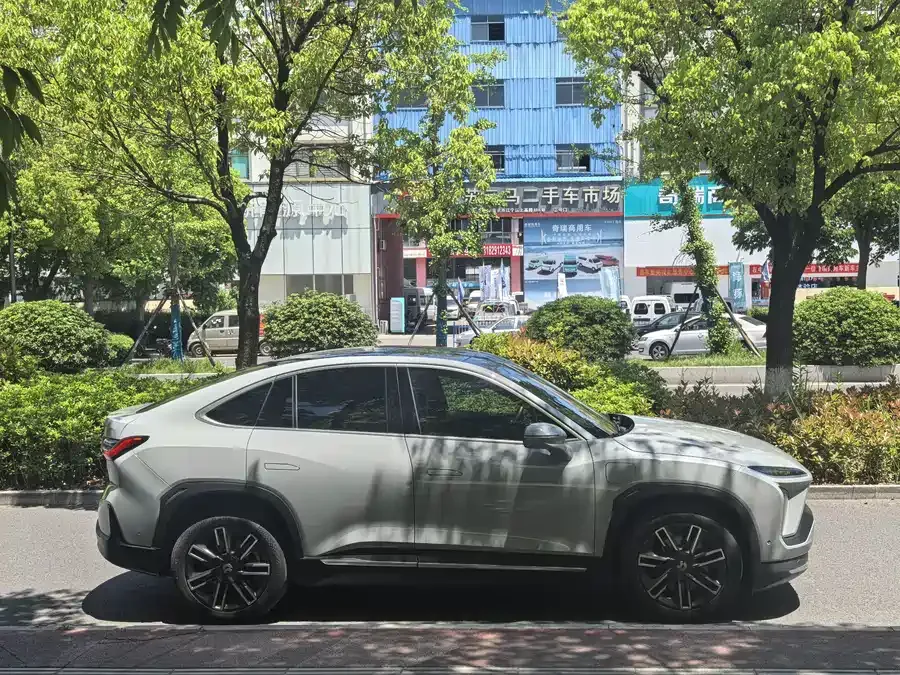 NIO EC6 NIO EC6 2022 100kWh Sports Edition 2022 — миниатюра 4