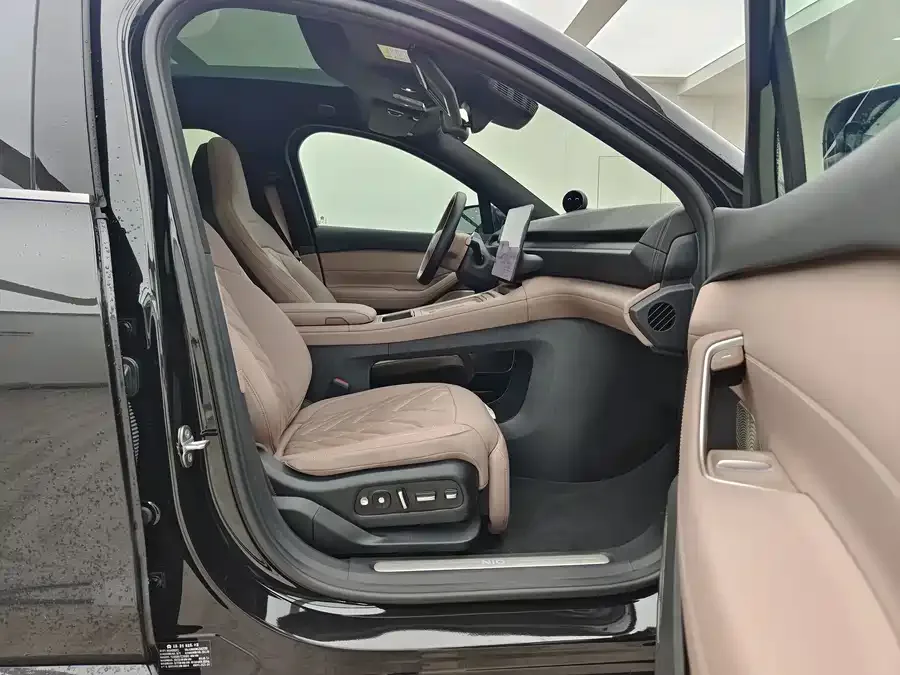 NIO EC6 NIO EC6 2025 75kWh 2025 — миниатюра 5