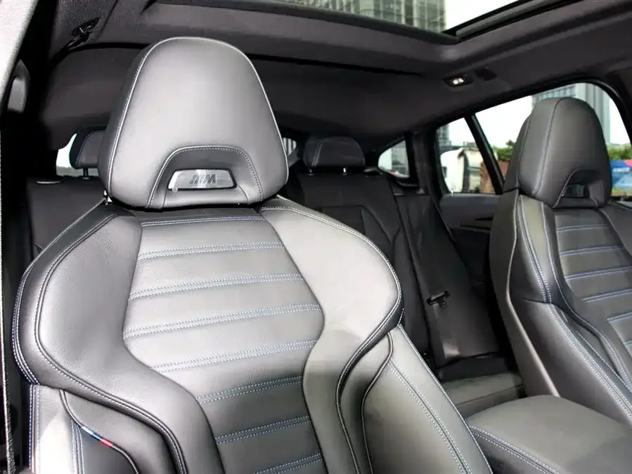 BMW X4 M40i 2022 M40i 2024 — миниатюра 4