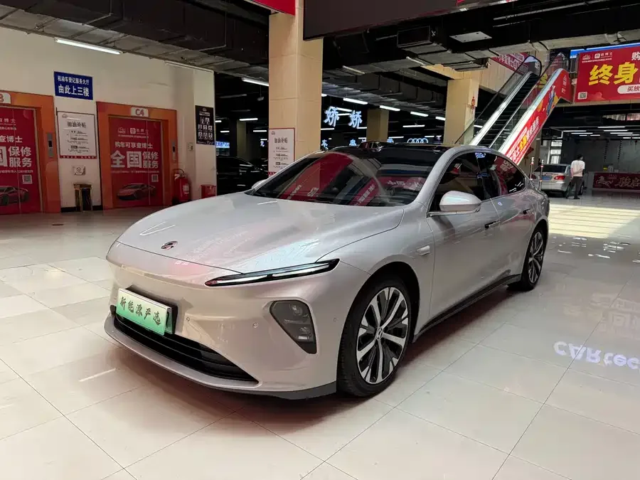NIO ET7 2022