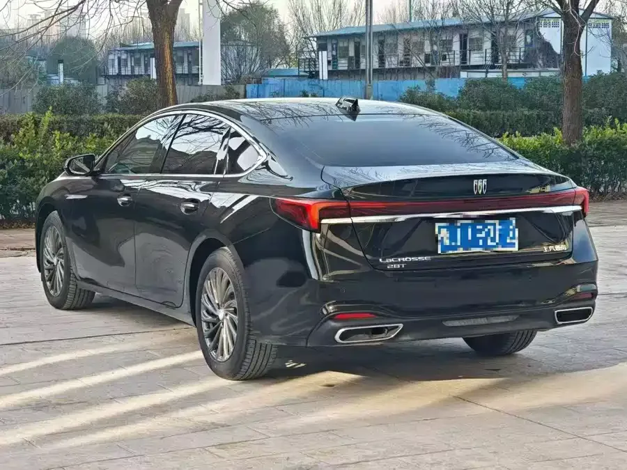 Buick LaCrosse LaCrosse 2025 28T Platinum Edition 2025 — миниатюра 3