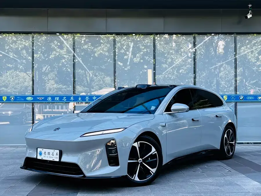 NIO ET5T 2025