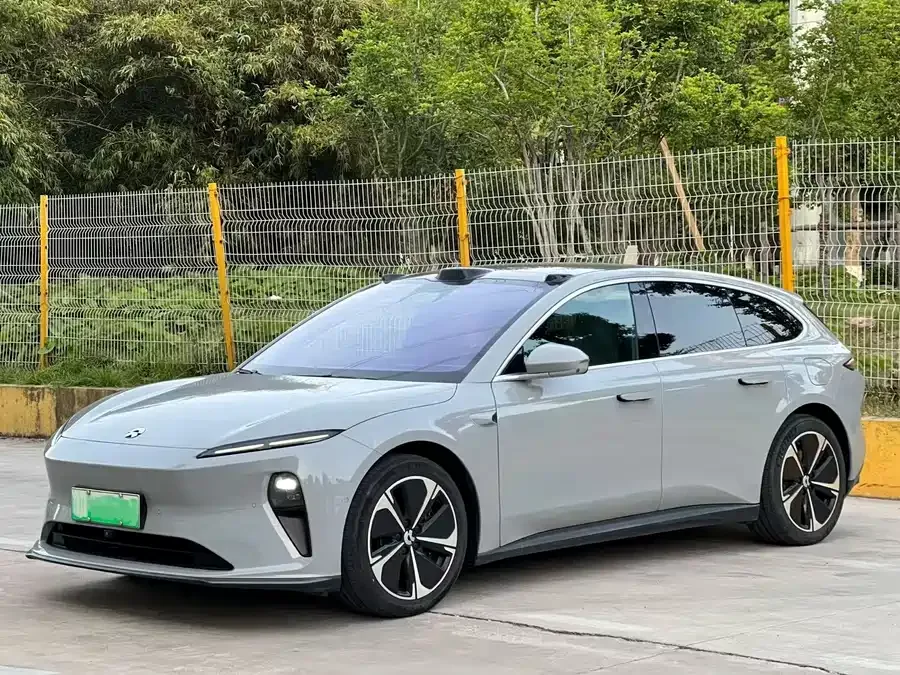 NIO ET5T 2023