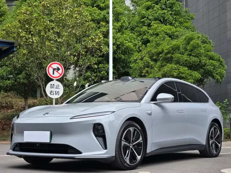 NIO ET5T 2025