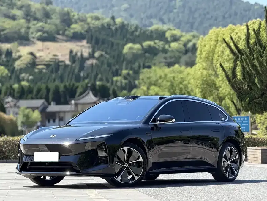 NIO ET5T 2025