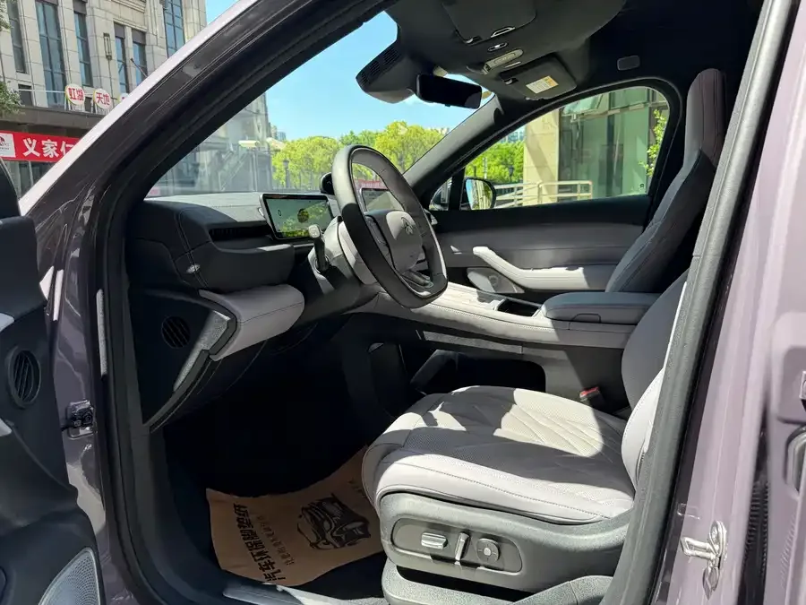 NIO EC6 NIO EC6 2025 75kWh 2025 — миниатюра 2