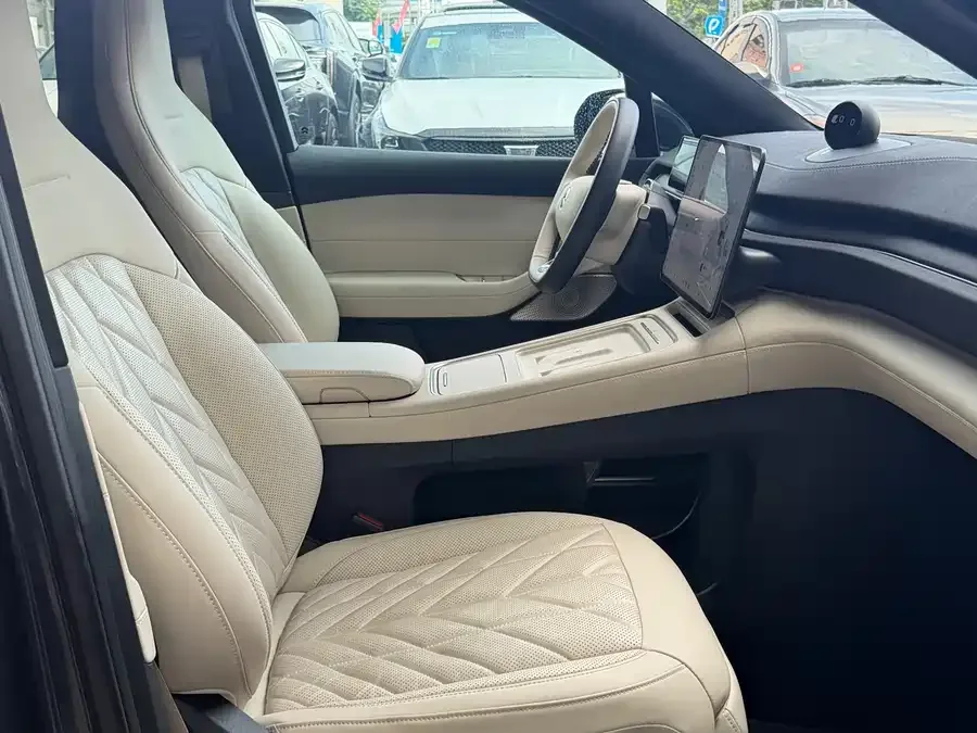 NIO EC6 NIO EC6 2025 75kWh 2025 — миниатюра 4