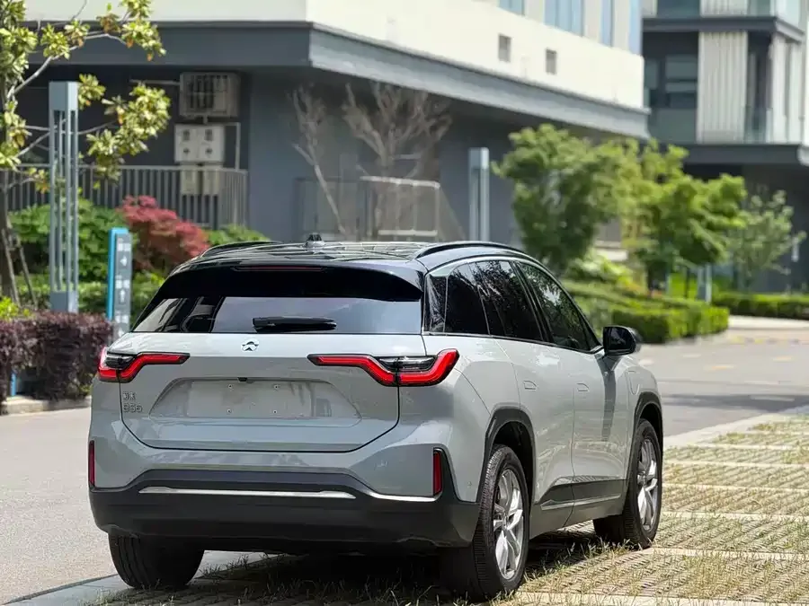 NIO ES6 NIO ES6 2022 75kWh Sports Edition 2022 — миниатюра 4
