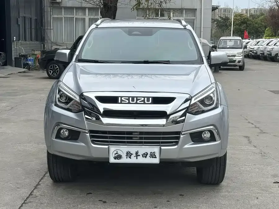 Isuzu MU-X mu-X Shepherd 2022 2.0T gasoline automatic four-wheel drive 7-seater 2022 — фото 1, купить с доставкой в Москву