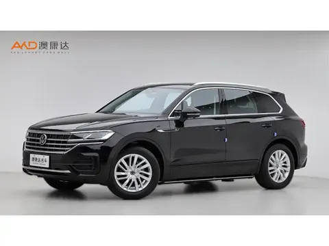 Volkswagen Touareg 2024 купить в Москве