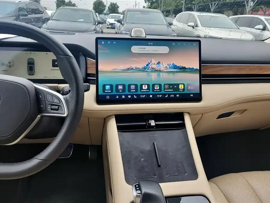 AITO M7 QM7 2022 1.5T RWD Comfort Edition 2023 — миниатюра 4