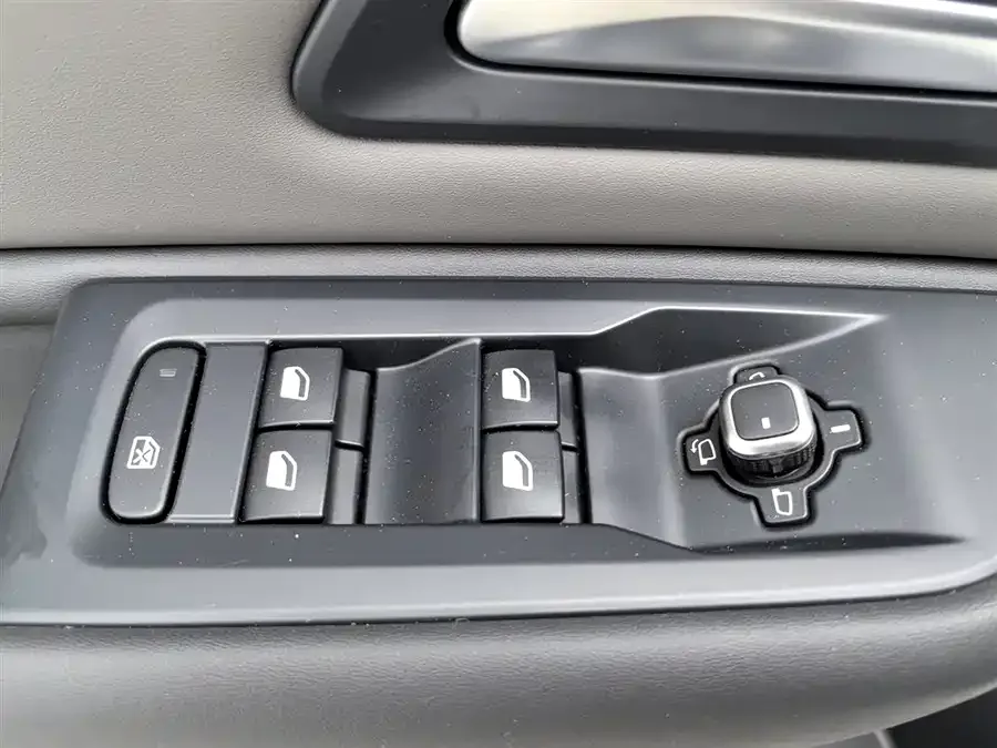 Citroen Versailles C5 X Versailles C5 X 2024 1.6T Enjoy Extraordinary 2025 — миниатюра 3