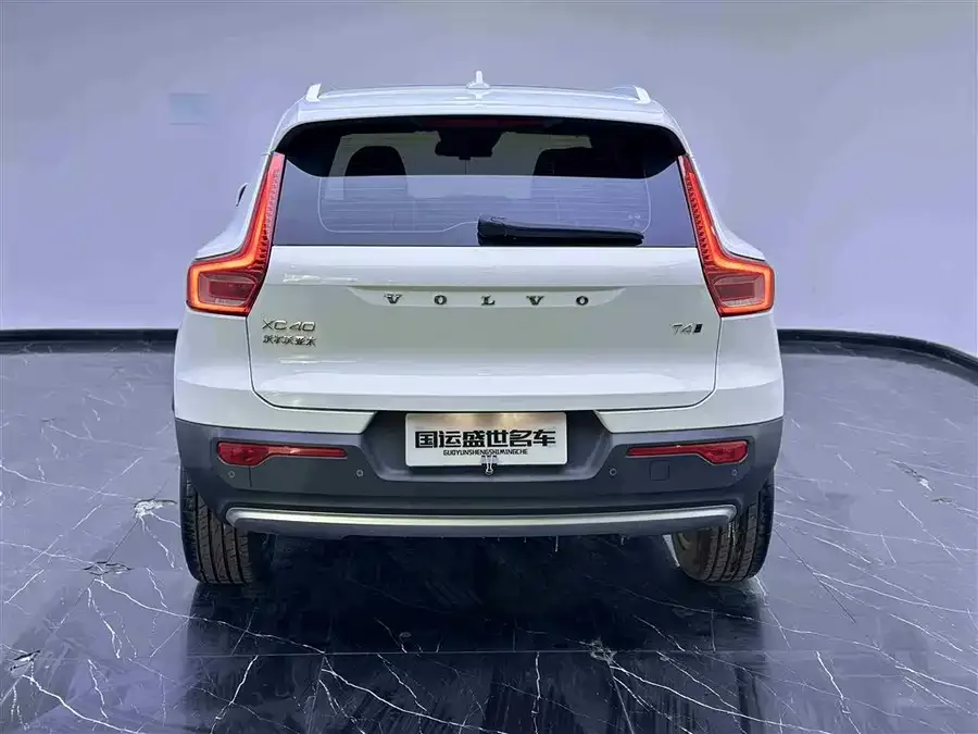 Volvo XC40 2022 T4 four-wheel drive smart travel fashion version 2022 — миниатюра 2
