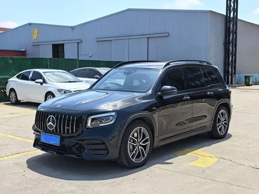 Mercedes-Benz GLB AMG 2024