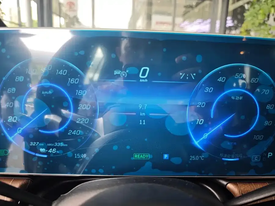 Mercedes-Benz EQE Mercedes-Benz EQE 2025 500 4MATIC Pioneer Edition 2025 — миниатюра 2