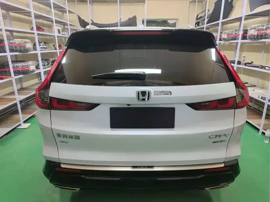 Honda CR-V 2023 2.0L e:HEV 4WD Premium Edition 2023 — миниатюра 3
