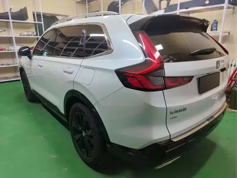 Honda CR-V 2023 2.0L e:HEV 4WD Premium Edition 2023 — миниатюра 5