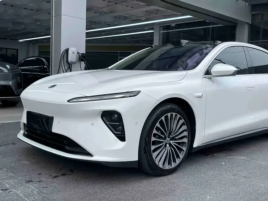 NIO ET7 NIO ET7 2022 100kWh First Edition 2022 — миниатюра 2