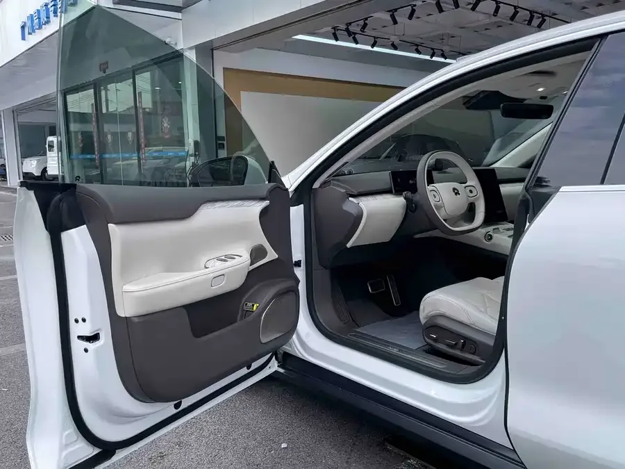 NIO ET7 NIO ET7 2022 100kWh First Edition 2022 — миниатюра 5