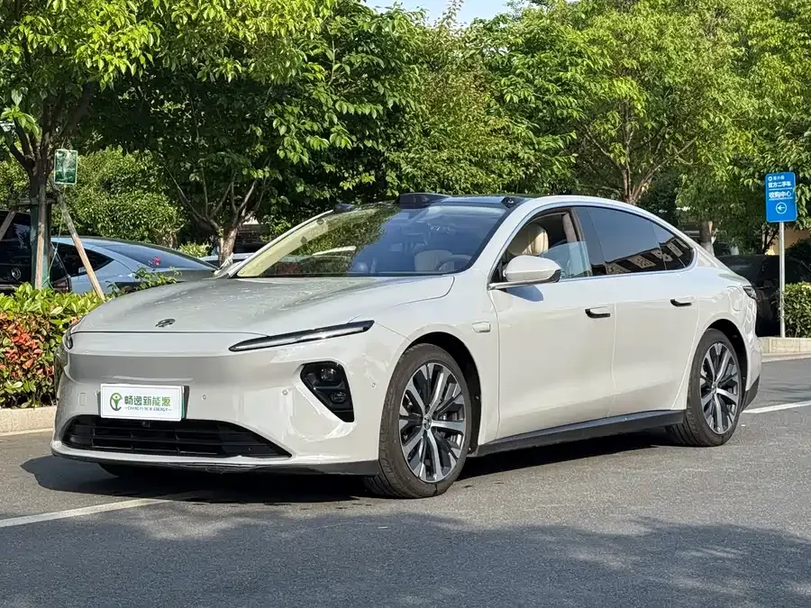 NIO ET7 2022