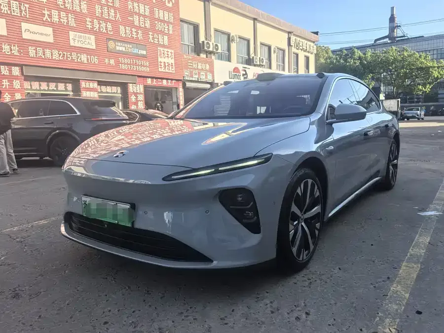 NIO ET7 2023