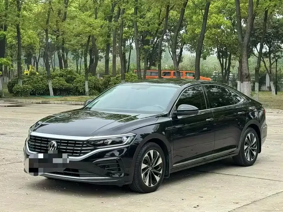 Volkswagen Passat Passat 2023 330TSI Elite Edition 2023 — фото 1, купить с доставкой в Москву