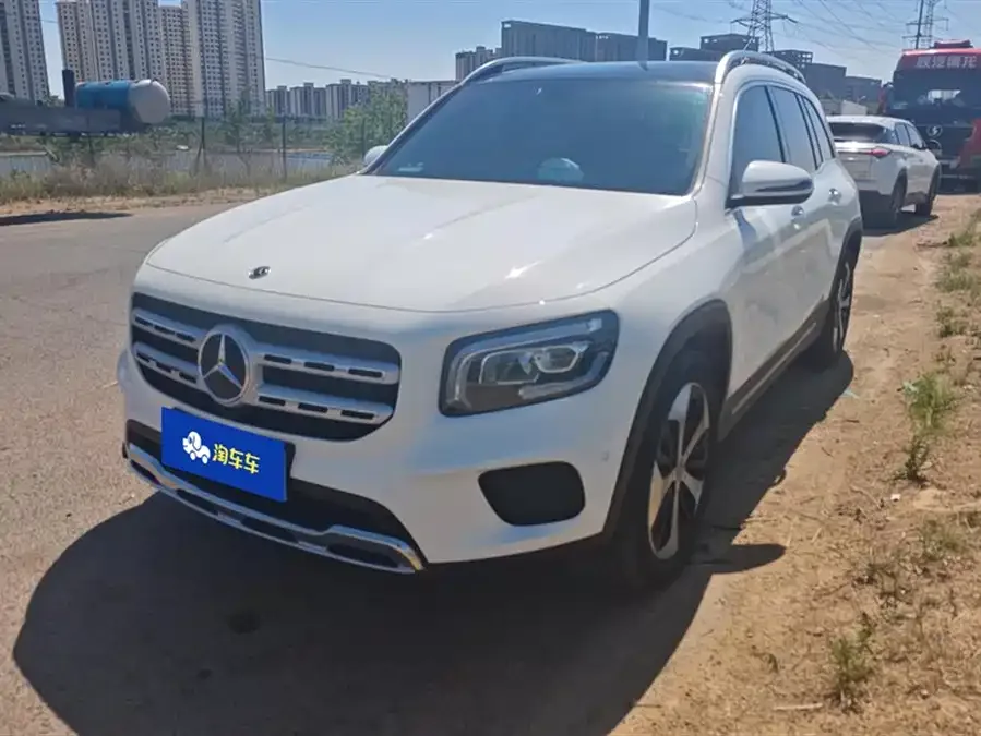 Mercedes-Benz GLB-Class 2023