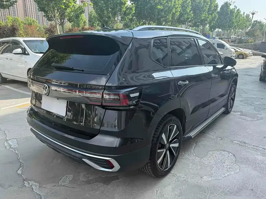 Volkswagen Tiguan (Tharu) 2023 Tuyue 300TSI 2WD Bright Moon Edition 2024 — миниатюра 3