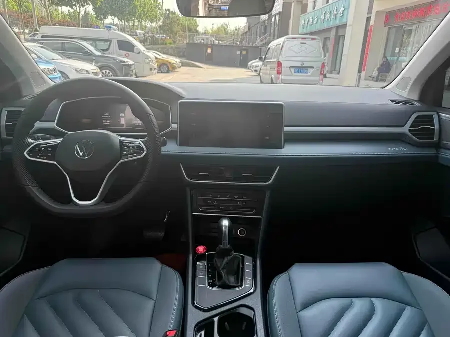 Volkswagen Tiguan (Tharu) 2023 Tuyue 300TSI 2WD Bright Moon Edition 2024 — миниатюра 4