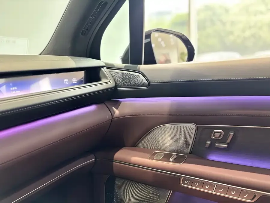 NIO ES8 NIO ES8 2026 Six-seat Executive Luxury Edition 2026 — миниатюра 3