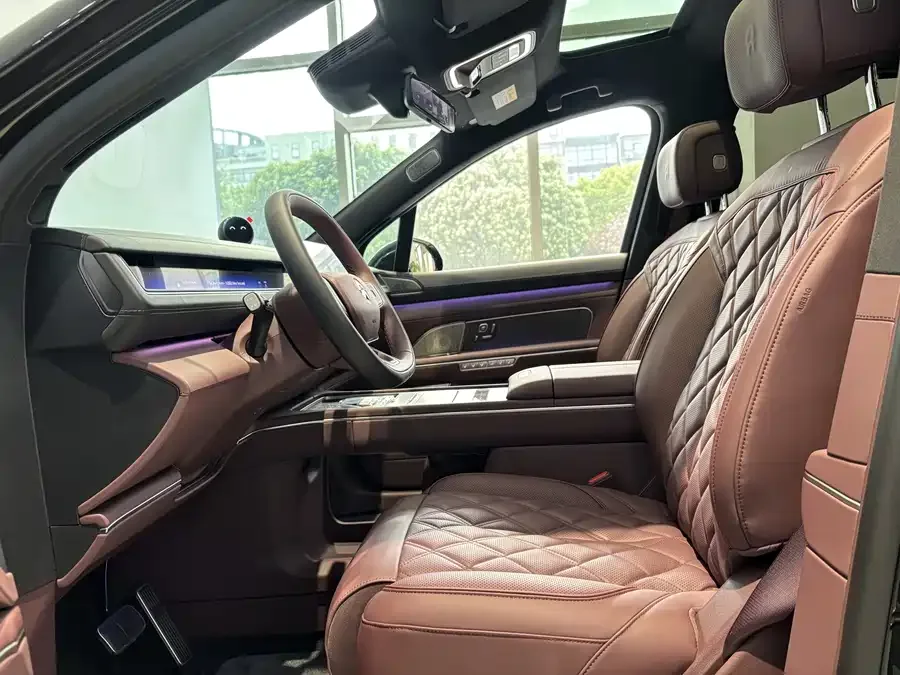 NIO ES8 NIO ES8 2026 Six-seat Executive Luxury Edition 2026 — миниатюра 5