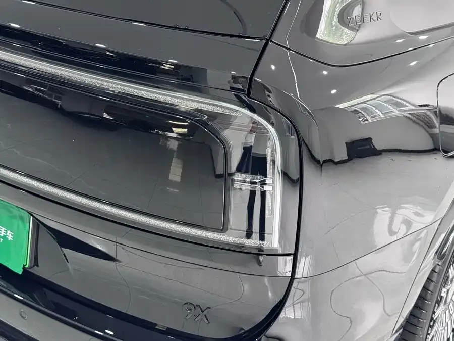 Zeekr 9X Zeekr 9X 2025 Ultra version 70kWh 2025 — миниатюра 2
