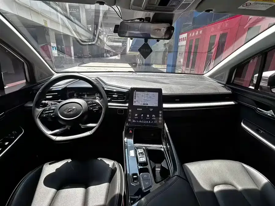 Hyundai Custo Kustu 2021 270TGDi Premium Edition LUX 2023 — миниатюра 5