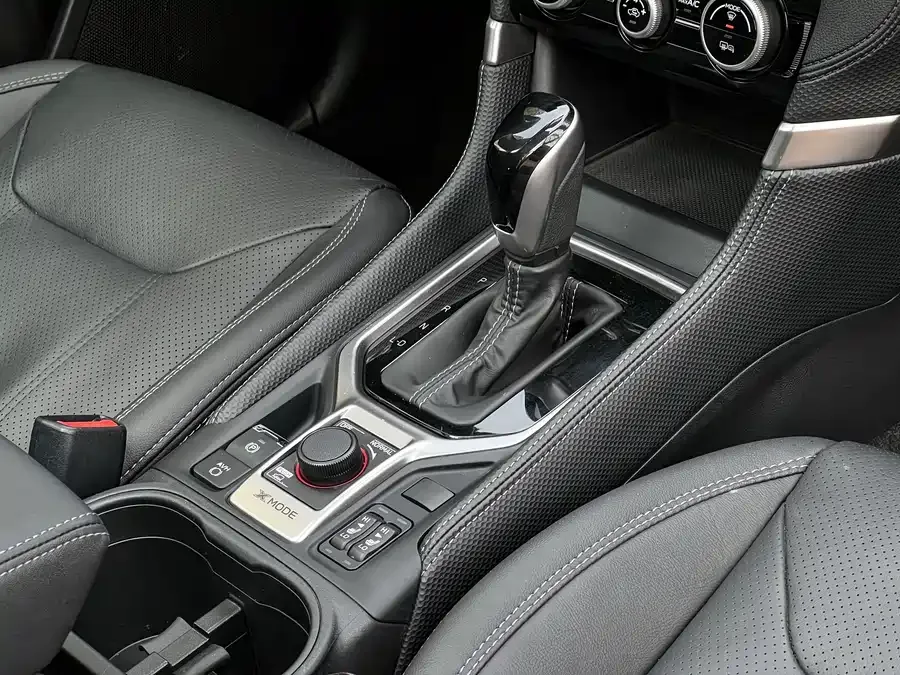 Subaru Forester Forester 2022 2.0i AWD Luxury Edition EyeSight 2022 — миниатюра 5