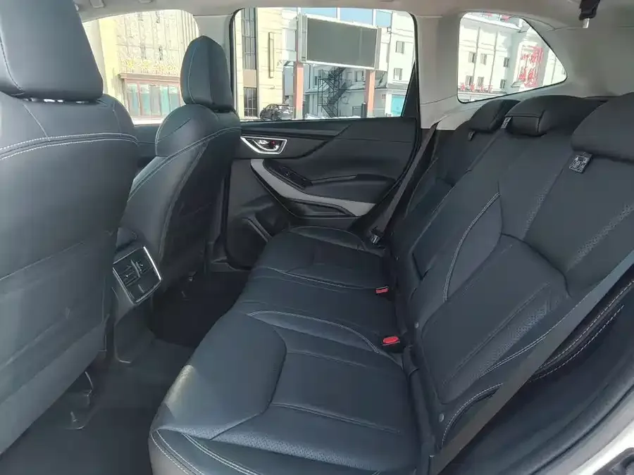 Subaru Forester Forester 2022 2.0i AWD Luxury Edition EyeSight 2023 — миниатюра 5