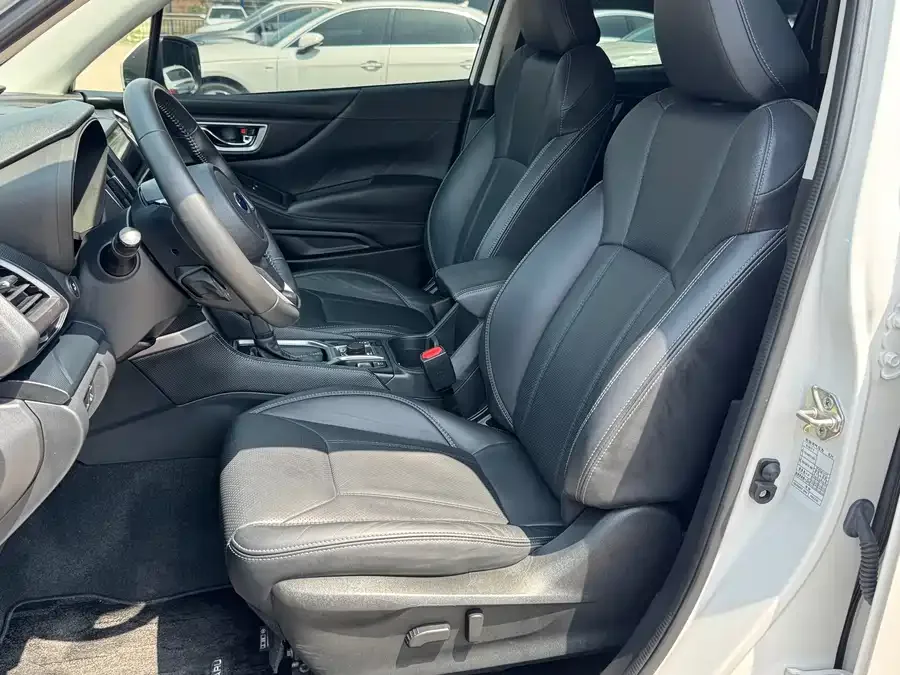 Subaru Forester Forester 2021 2.0i Luxury Edition EyeSight 2022 — миниатюра 5