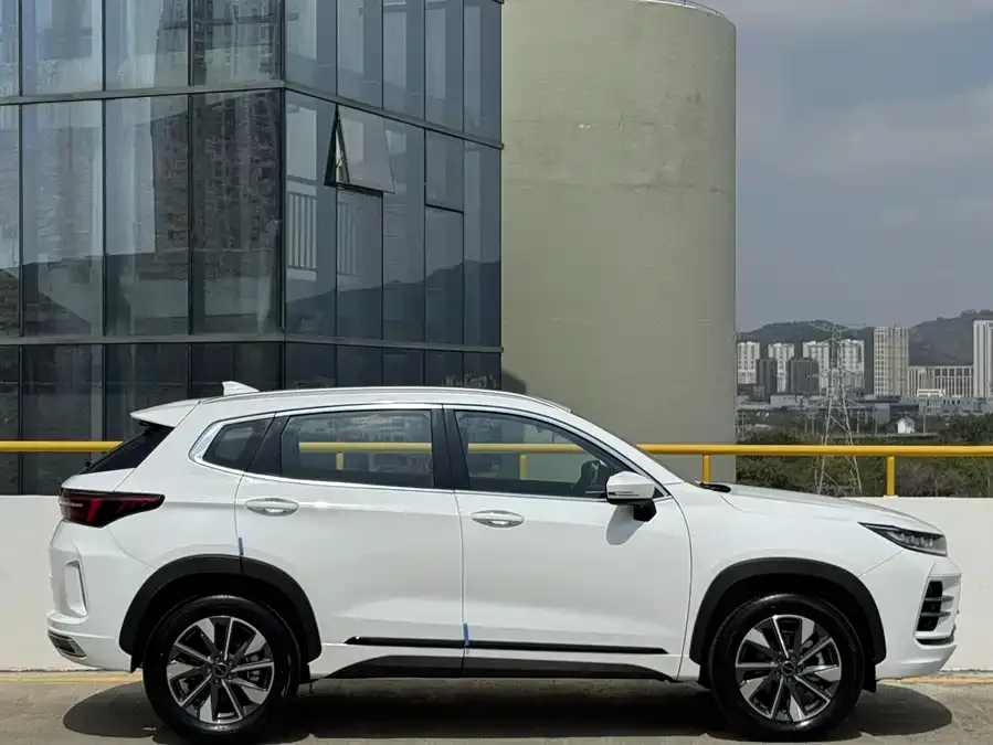 Exeed LX Xingtu Zhuifeng 2023 1.5T CVT Yufengxing Edition 2026 — миниатюра 5